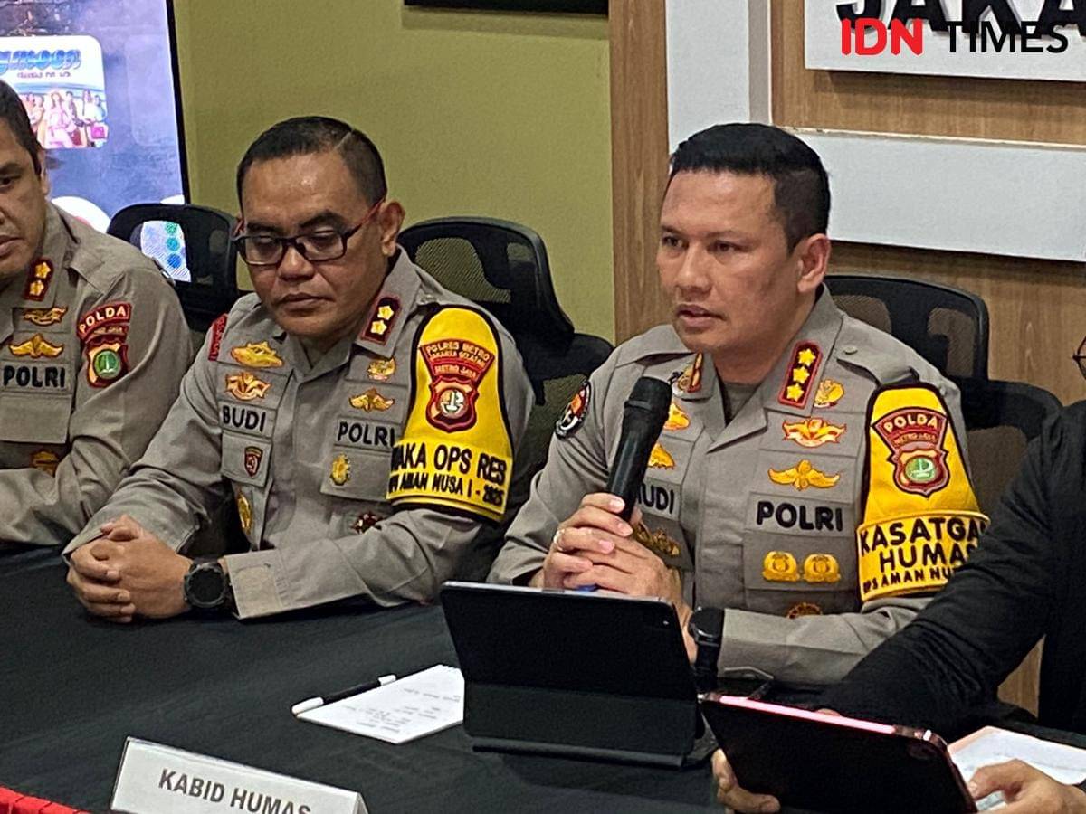 Kabid Humas Polda Metro Jaya, Kombes Pol Budi Hermanto di Polres Jaksel, Senin (24/11/2025).