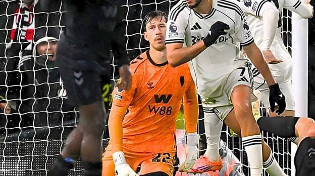 Kiper Sunderland tampil di Premier League