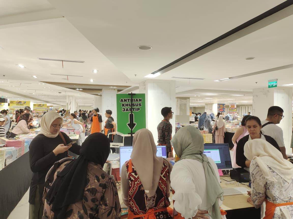 WhatsApp Image 2025-11-24 at 16.08.43_f01dd6bd.jpg