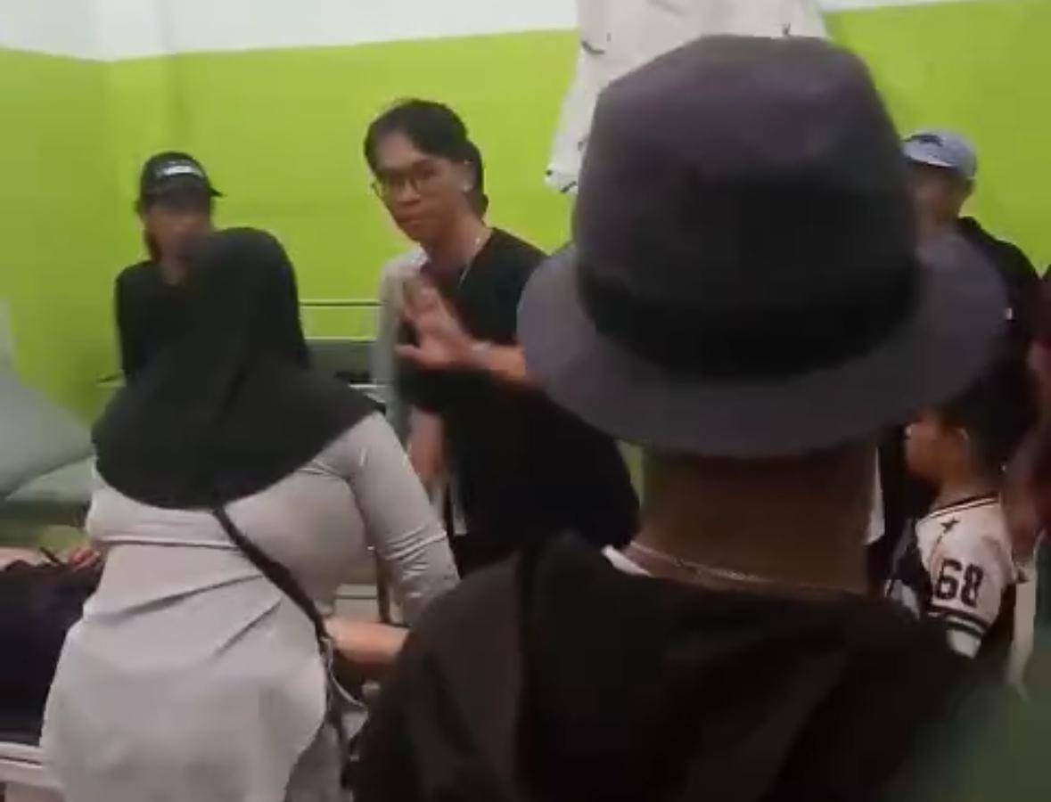 Heboh IGD Puskesmas di Sambas tak ada petugas jaga. 