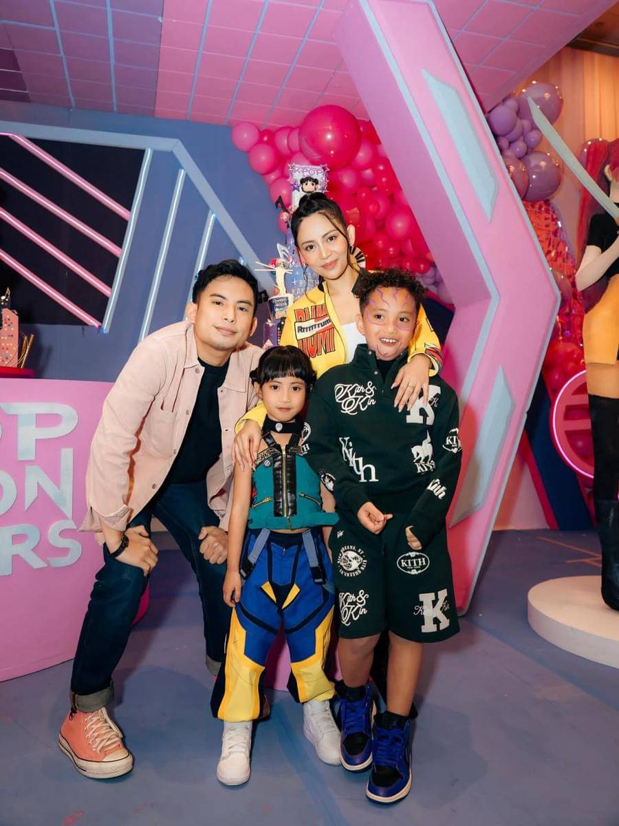 Potret Rachel Vennya dan Okin di pesta ulang tahun Chava