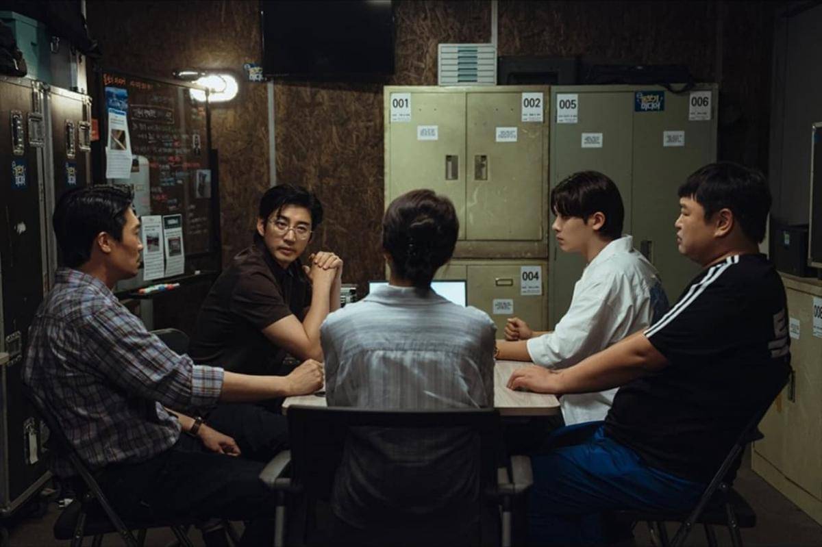 cuplikan drama Korea Heroes Next Door