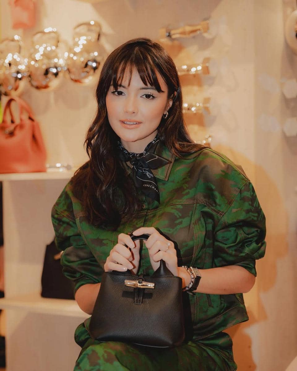 ide gaya rambut ala Amanda Rawles 