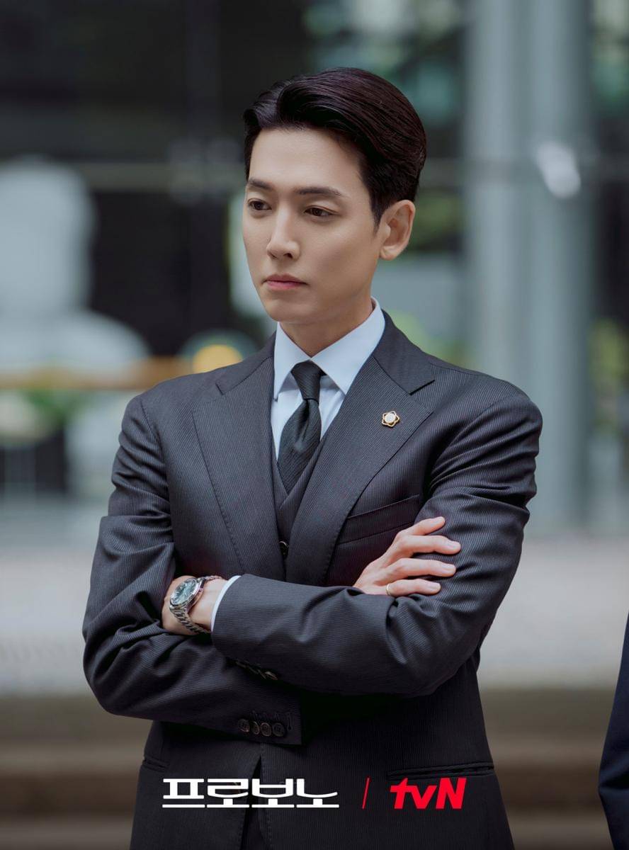 still cuts drama Pro Bono