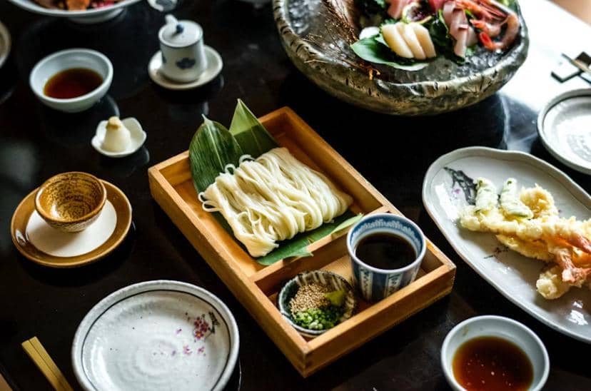 ilustrasi makanan Jepang