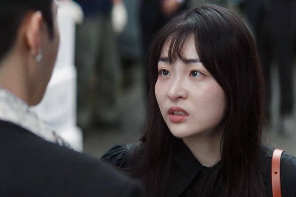 cuplikan drakor Typhoon Family 