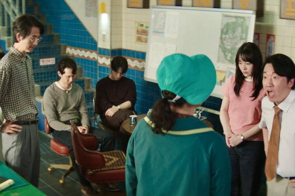 cuplikan drakor Typhoon Family