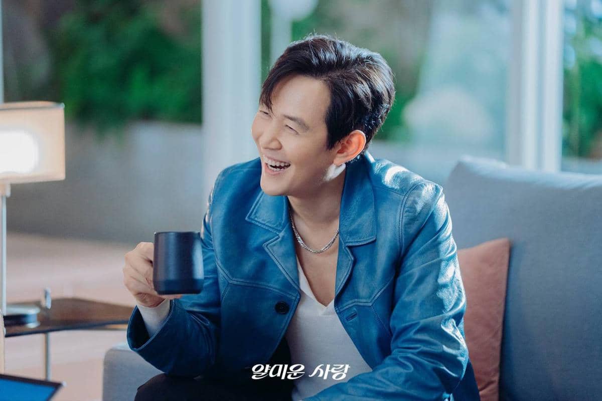 Lim Hyun Joon (Lee Jung Jae) dalam drama Nice to Not Meet You