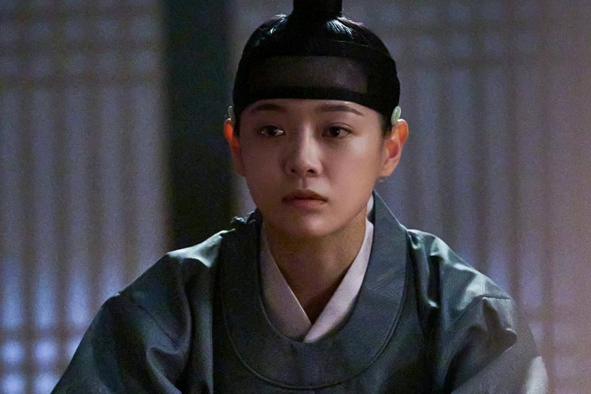 Still cut Moon River