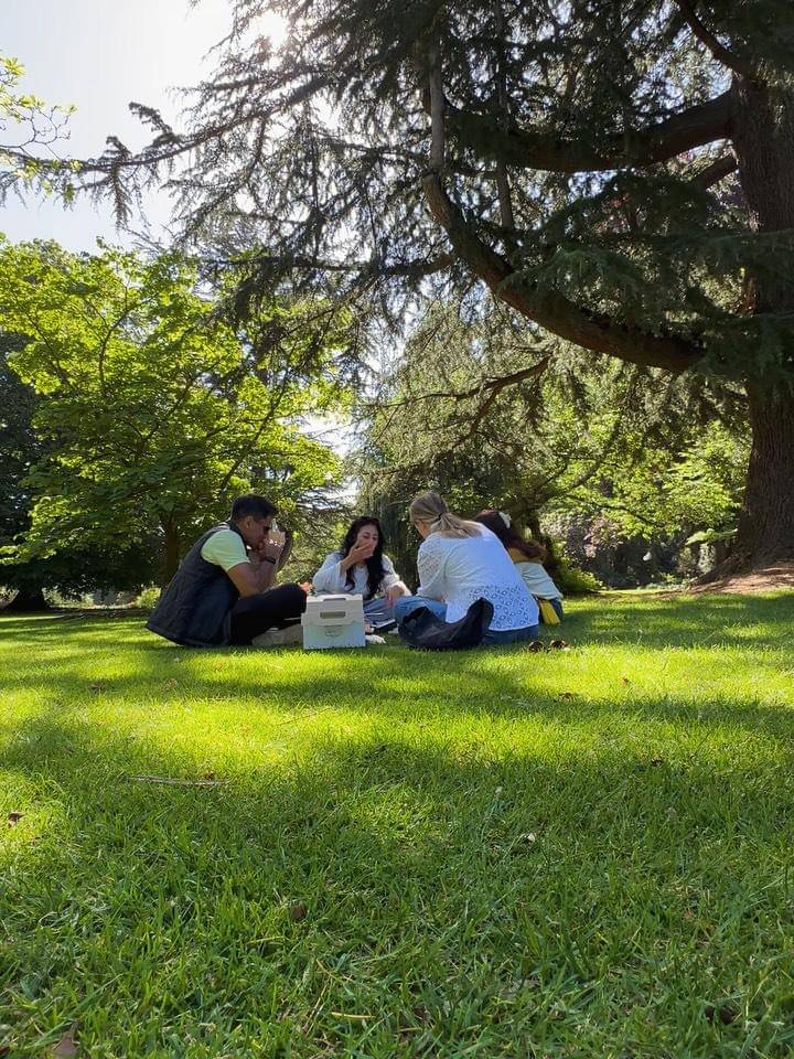 Gadis Sadiqah dan keluarga berlibur di New Zealand.