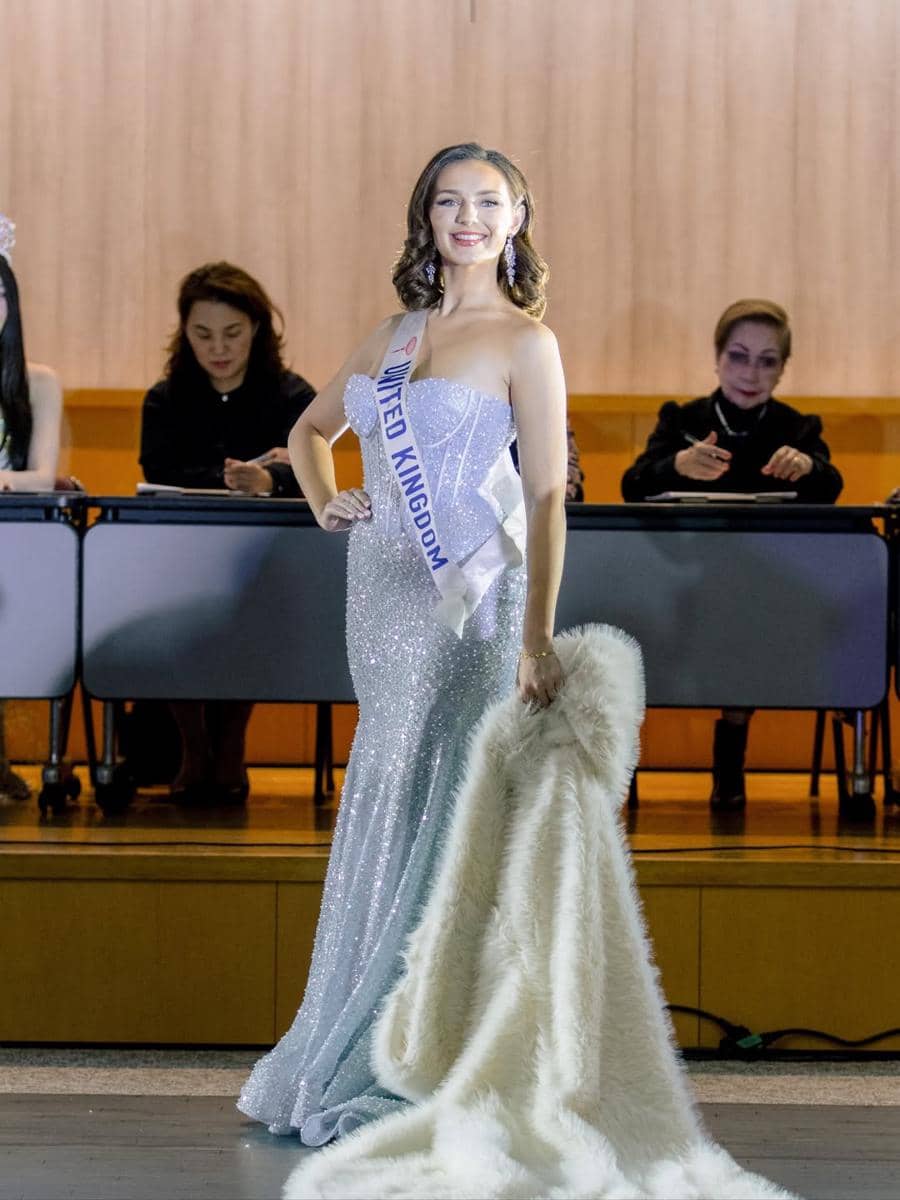 wakil Inggris di preliminary Miss International 2025