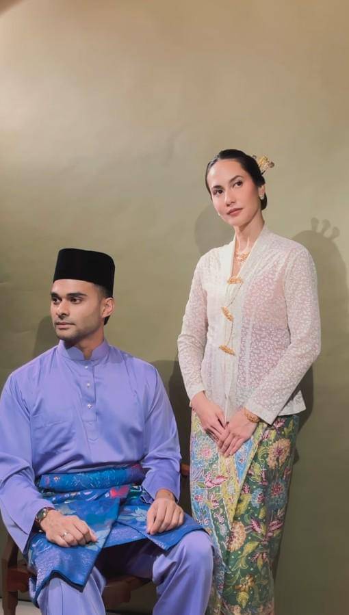 Anniversary Pertama Pevita Pearce dan Suami