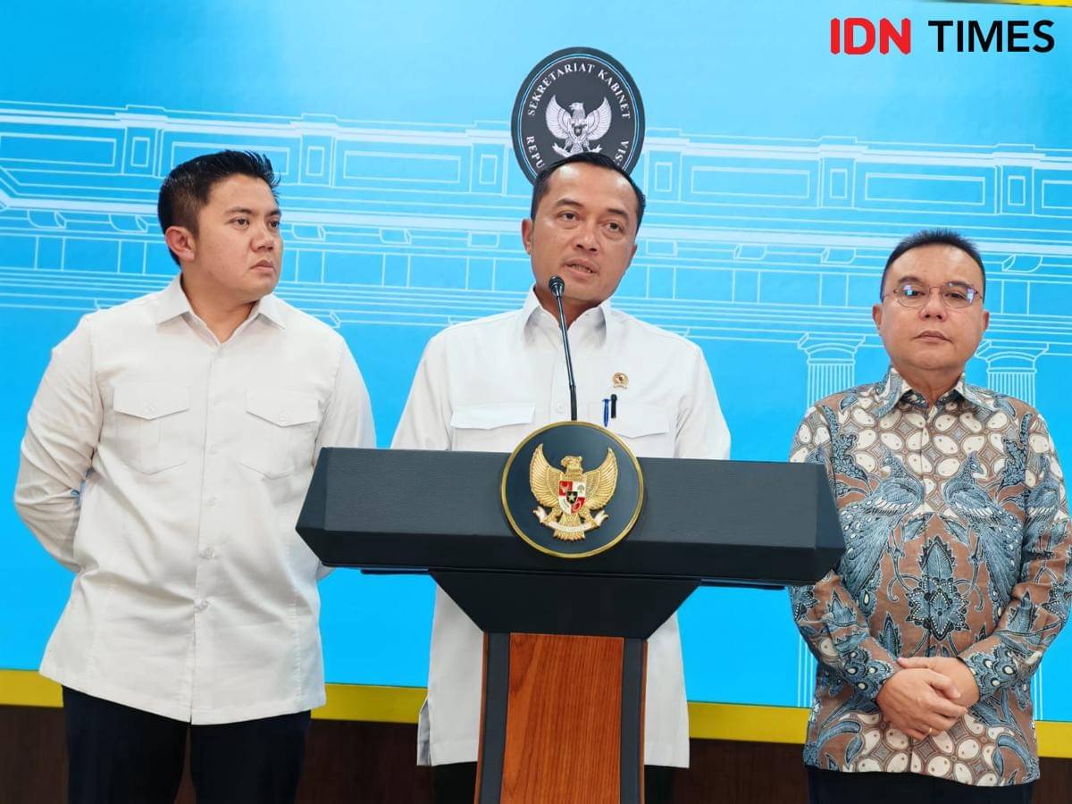 Konferensi pers Menteri Sekretaris Negara, Prasetyo Hadi menyampaikan Presiden Prabowo memberi rehabilitasi untuk Eks Dirut ASDP Ira Pusadewi dan kawan-kawan