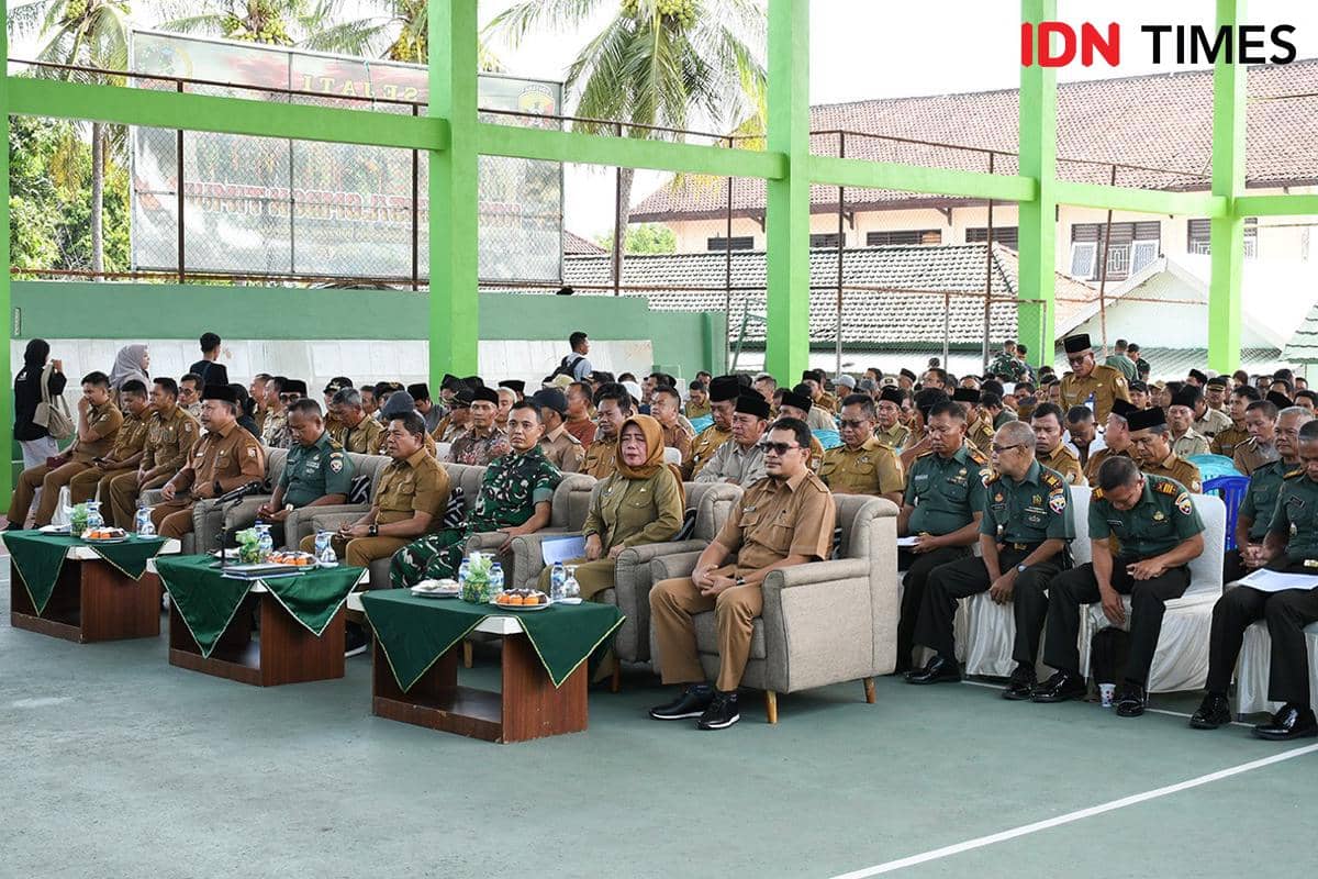 Ratusan Kepala Desa dan Lurah se Lotim dikumpulkan untuk membahas percepatan pendirian KDMP.