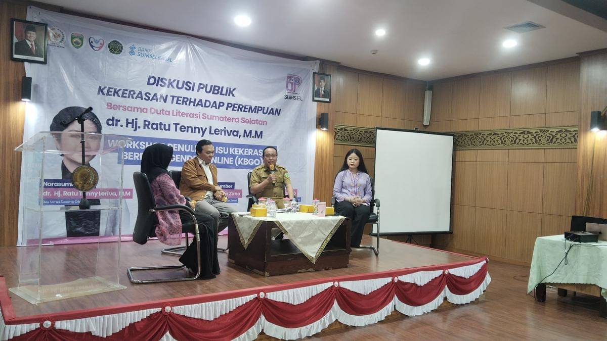 Diskusi Publik Forum Jurnalis Perempuan Indonesia (FJPI) Sumsel terkait maraknya Kekerasan Berbasis Gender Online (KGBO) (IDN Times/Rangga Erfizal)