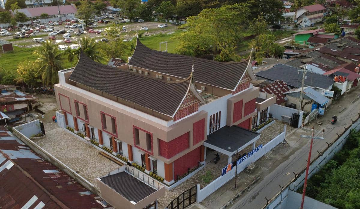 Mess Padang KAI Properti