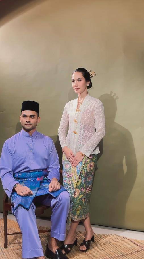 Anniversary Pertama Pevita Pearce dan Suami