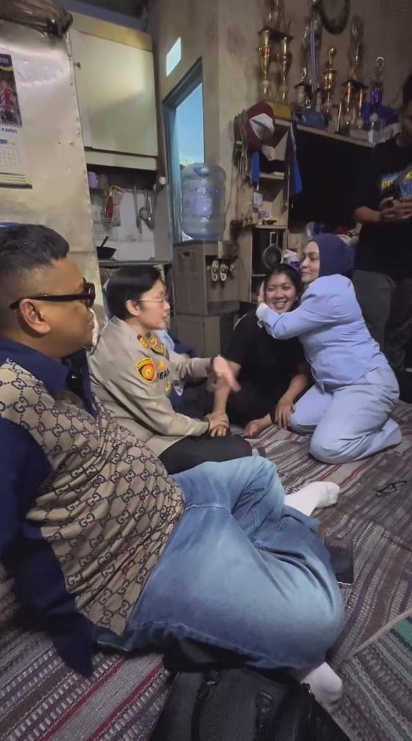 Uya Kuya takziah ke rumah Alvaro