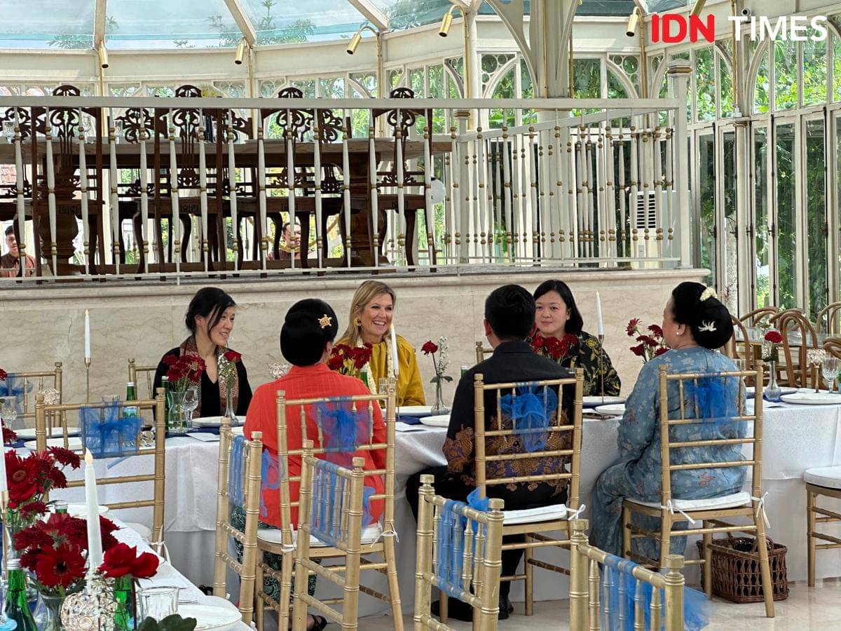 Ratu Maxima makan siang di Pracima Tuin, Pura Mangkunegaran. (IDN Times/Larasati Rey)