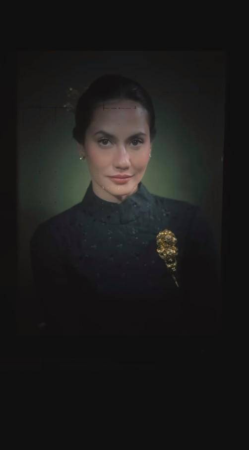 Anniversary Pertama Pevita Pearce dan Suami