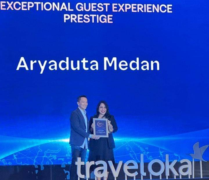 Aryaduta mendapat penghargaan dari Traveloka terkait pelayanan tamu (dok.Aryaduta Medan)