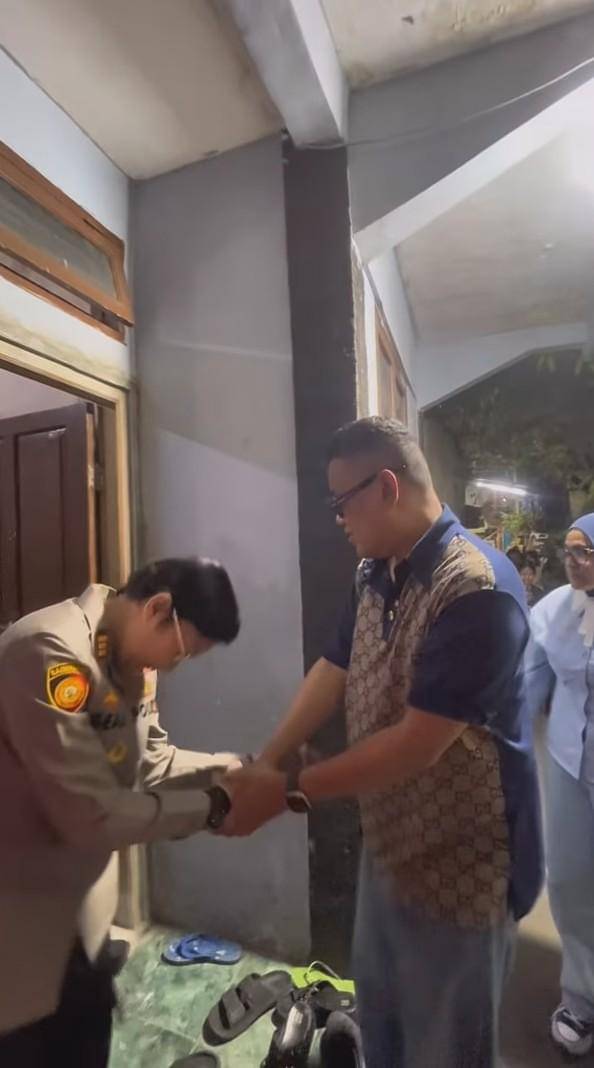 Uya Kuya takziah ke rumah Alvaro