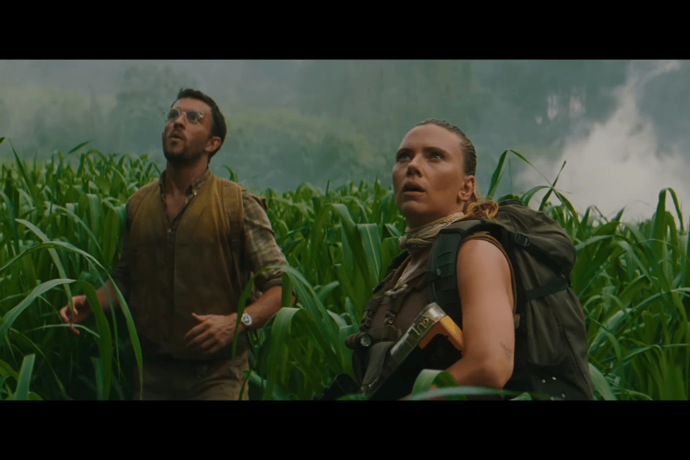 Potret Scarlett Johansson dalam film Jurassic World Rebirth (2025)