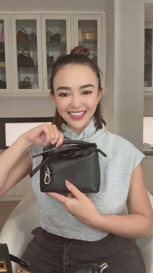 Harga Tas Mungil Amanda Manopo (tiktok.com/agml612)
