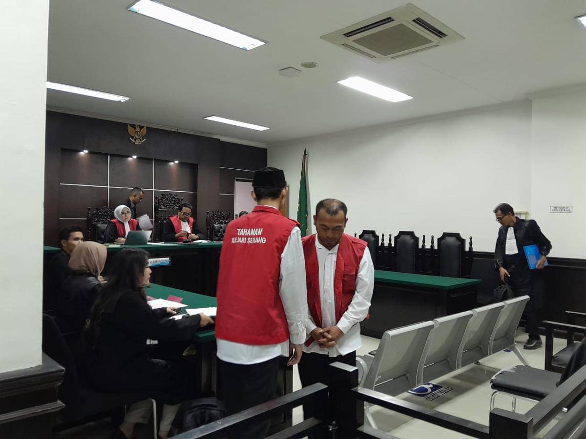 Wadison saat menjalani sidang putusan 