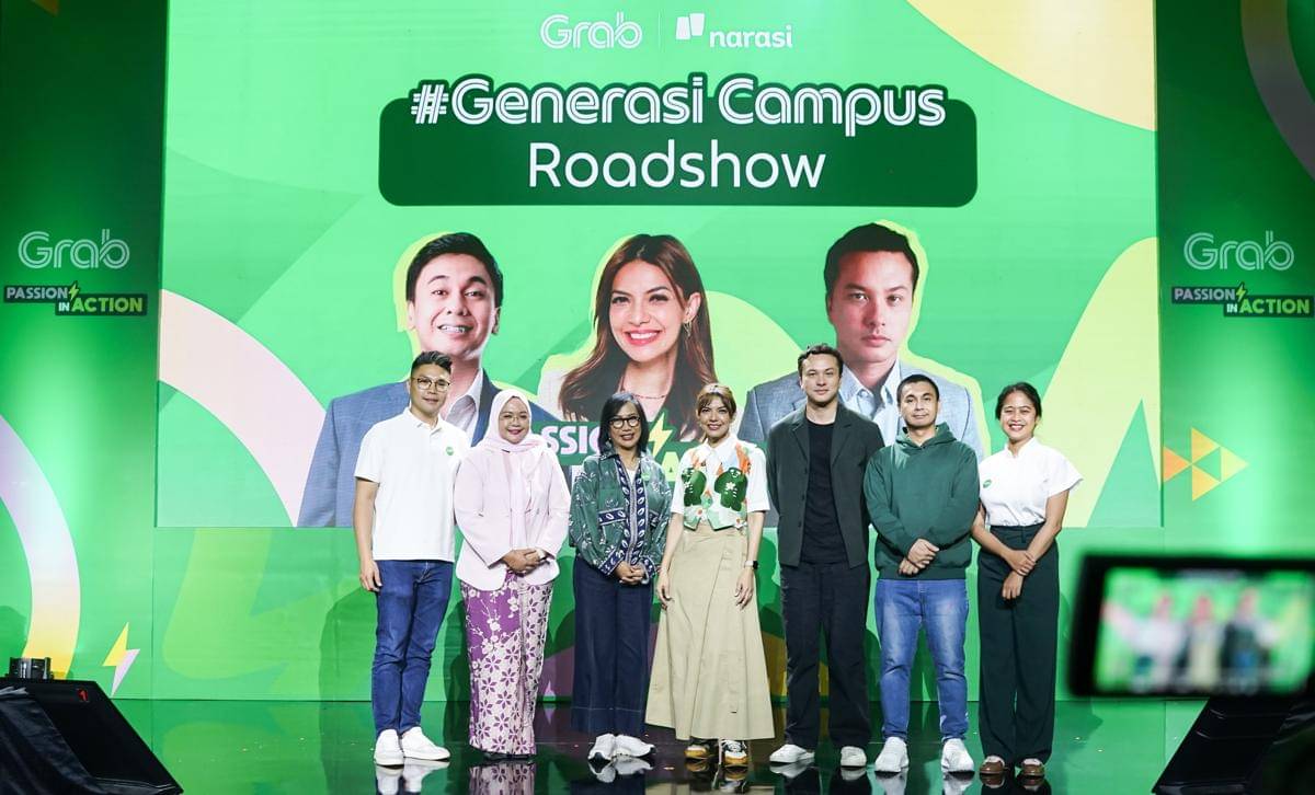 Foto 2 _ (Kiri ke kanan) Richard Aditya, Director of Grab Indonesia; Rahma Yurliani, S.Psi., M.Psi., Direktur Direktorat Prestasi Mahasiswa dan Hubungan Kealumnian, Universitas Sumatera Utara (USU); Neneng Goenadi.Jpg