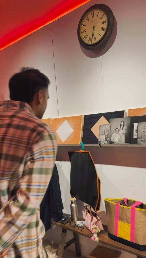 Anniversary Pertama Pevita Pearce dan Suami