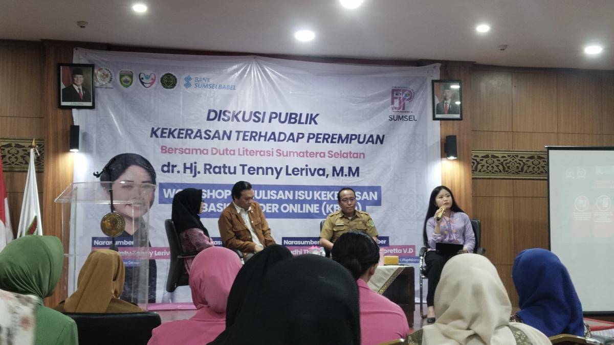 Diskusi Publik Forum Jurnalis Perempuan Indonesia (FJPI) Sumsel terkait maraknya Kekerasan Berbasis Gender Online (KGBO) (IDN Times/Rangga Erfizal)