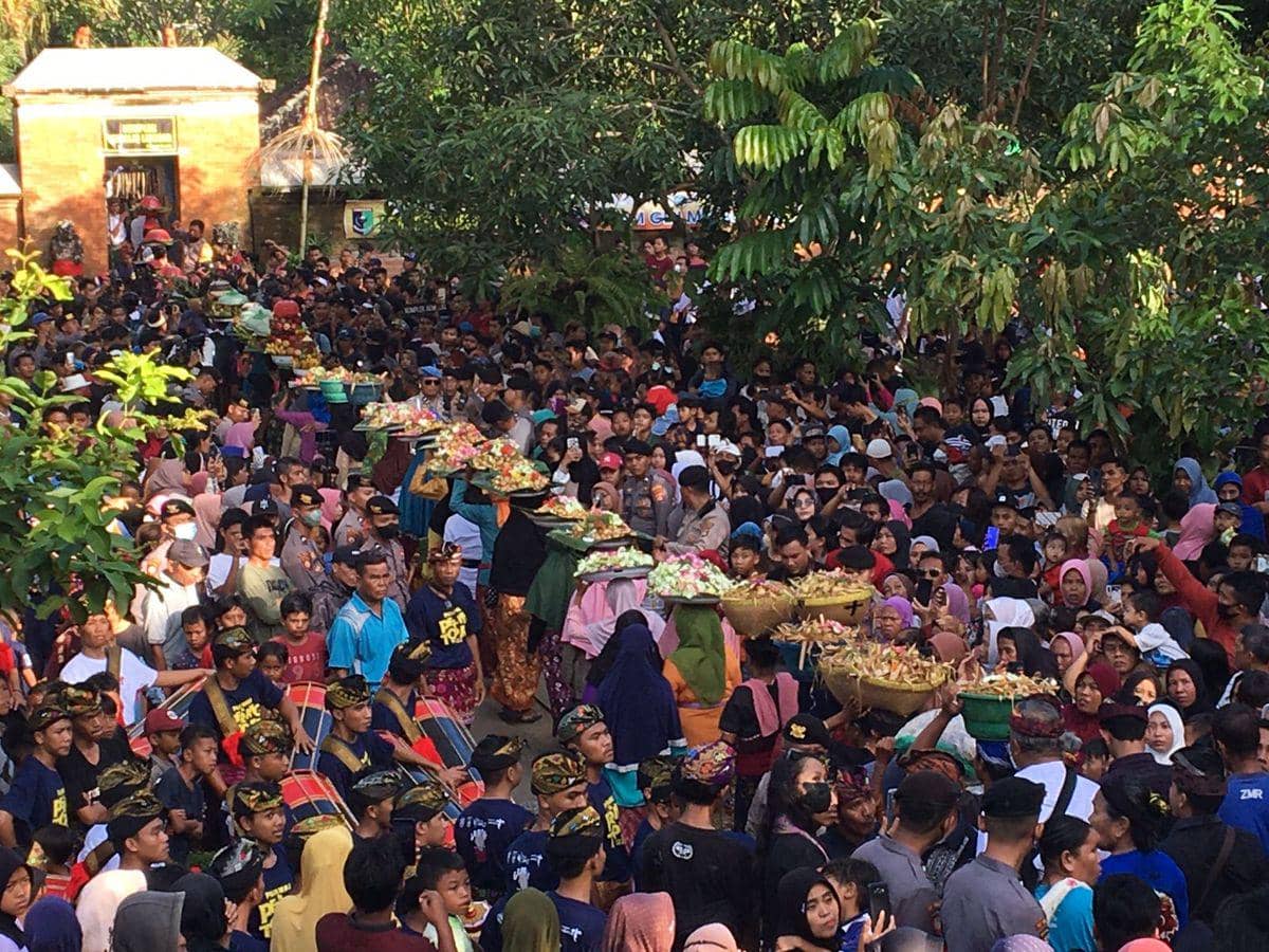 Potret acara Perang Topat di Lombok Barat, Nusa Tenggara Barat