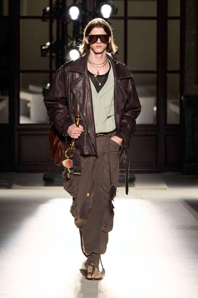 Koleksi BALMAIN S/S 26 di Paris Fashion Week