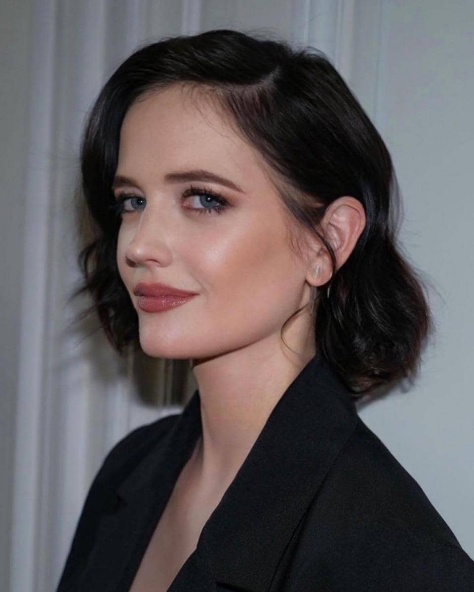 Eva Green (instagram.com/evagreenweb)