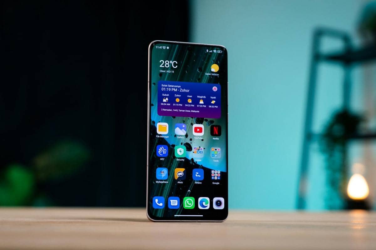 potret smartphone dengan banyak aplikasi