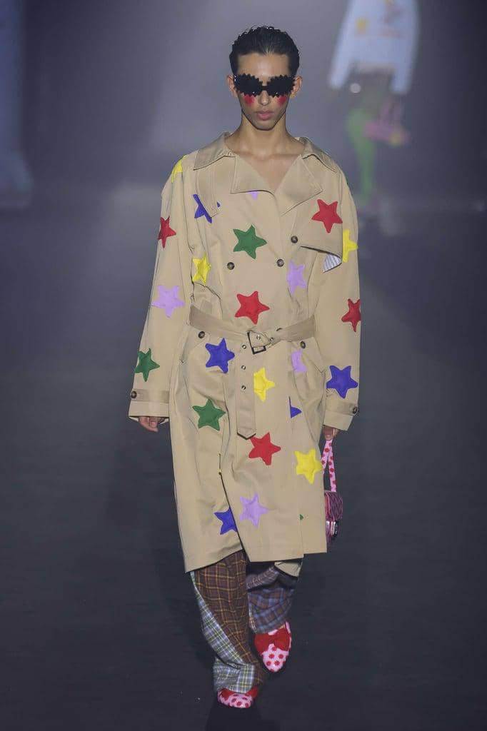 Koleksi Outsiders Division S/S 26 di Barcelona Fashion Week