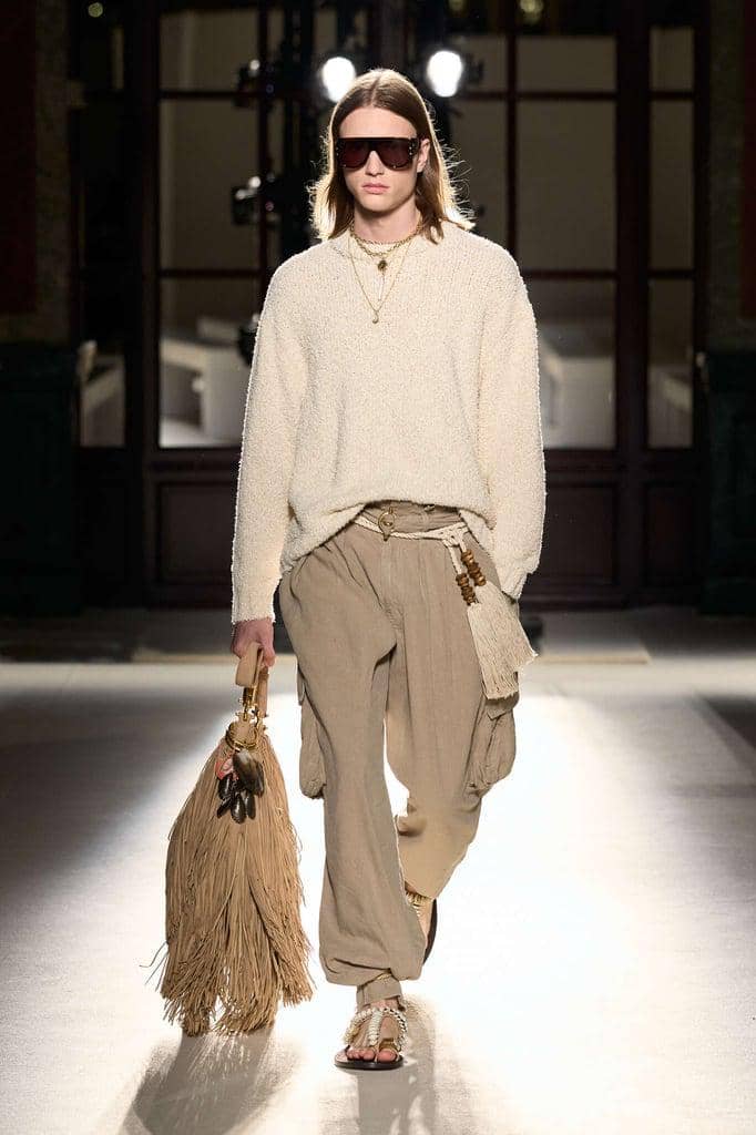 Koleksi BALMAIN S/S 26 di Paris Fashion Week