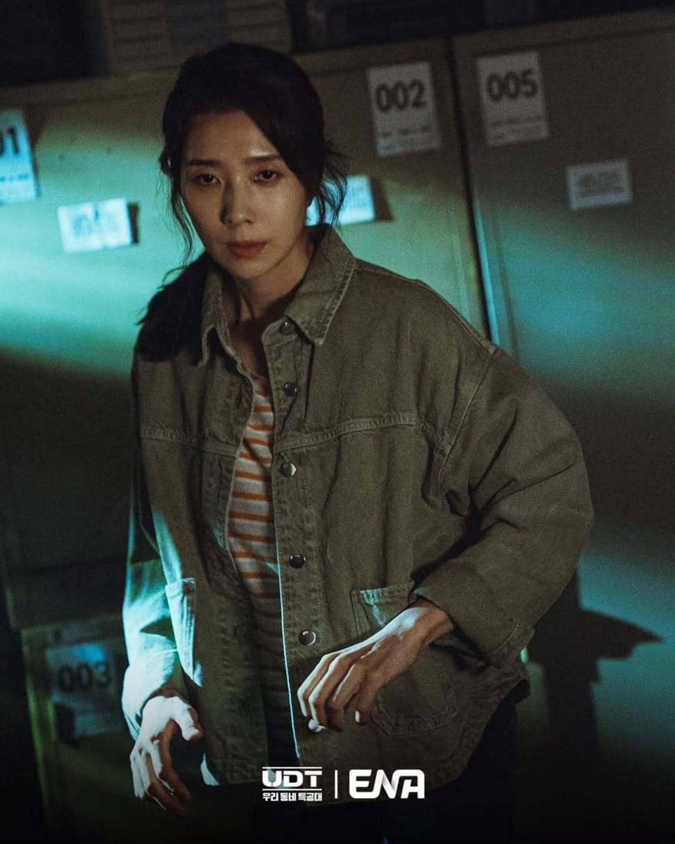 Kim Ji Hyun di drama Korea Heroes Next Door