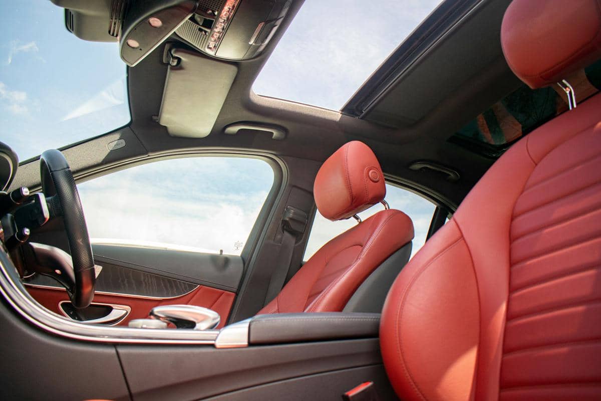 ilustrasi interior mobil