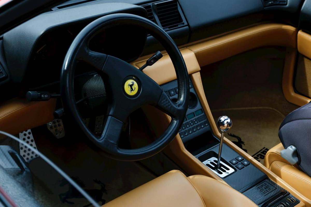 ilustrasi interior mobil