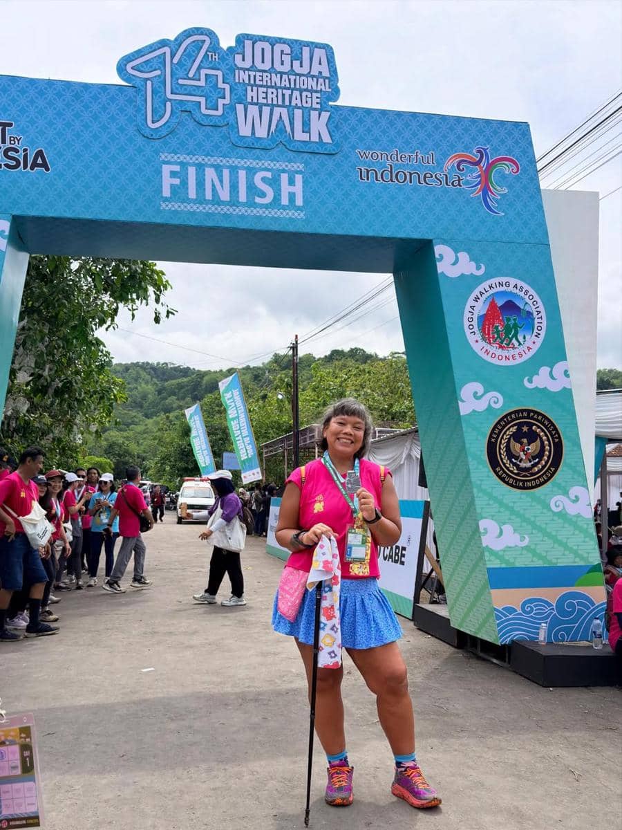 Tika Panggabean ikut Jogja international heritage walking.
