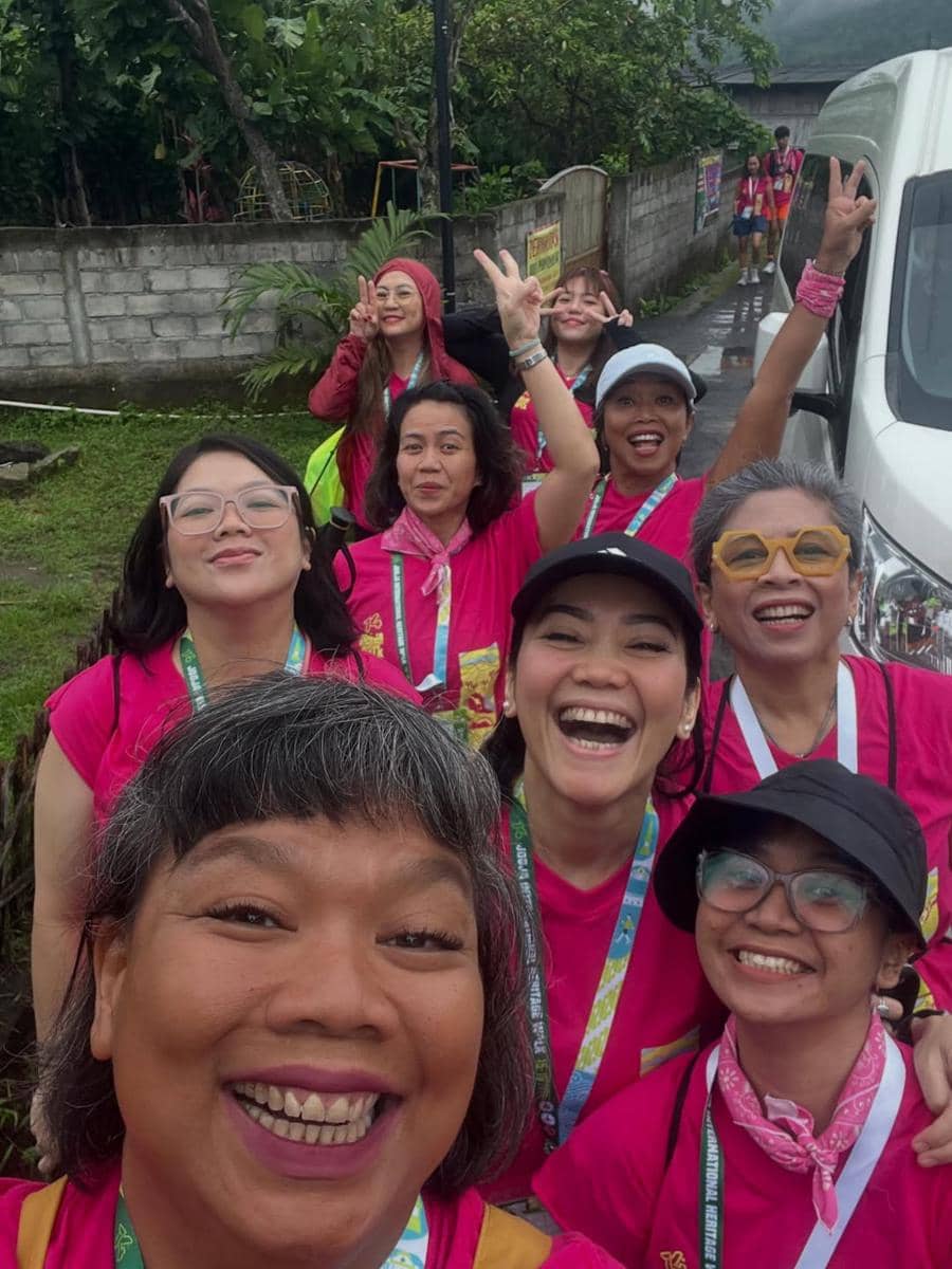 Tika Panggabean ikut Jogja international heritage walking.