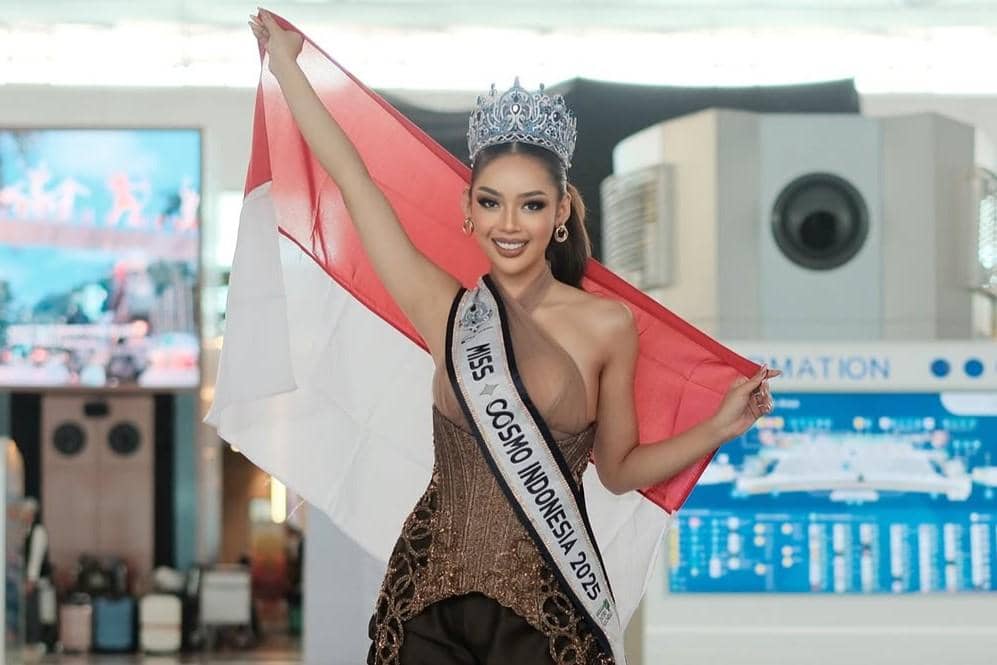 potret keberangkatan Salma Ranggita ke ajang Miss Cosmo 2025