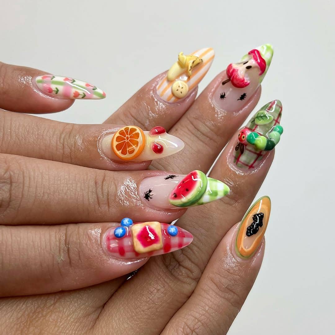 Nail art tema Upin Ipin