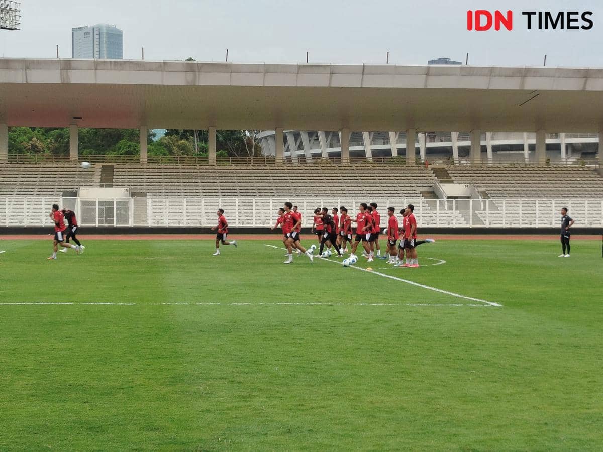 Timnas U-22 berlatih di Stadion Madya