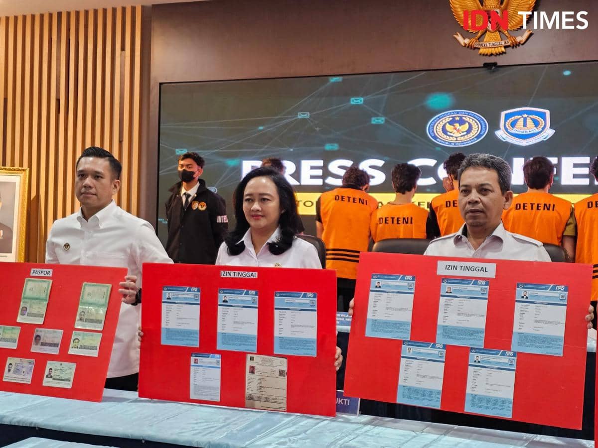 10 WNA pakai Visa Investor Bodong diamankan Imigrasi Tangerang