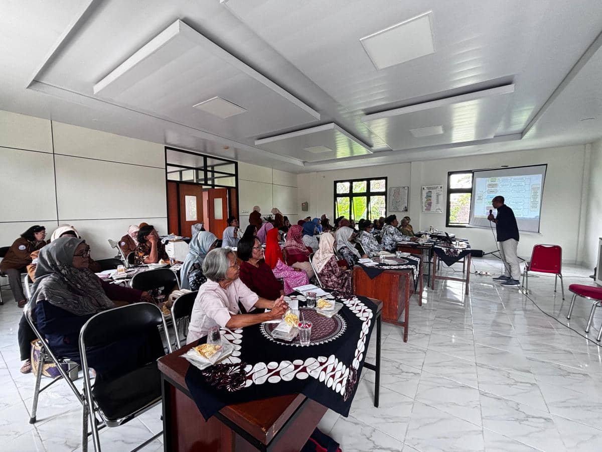sekolah lansia di Kota Yogyakarta
