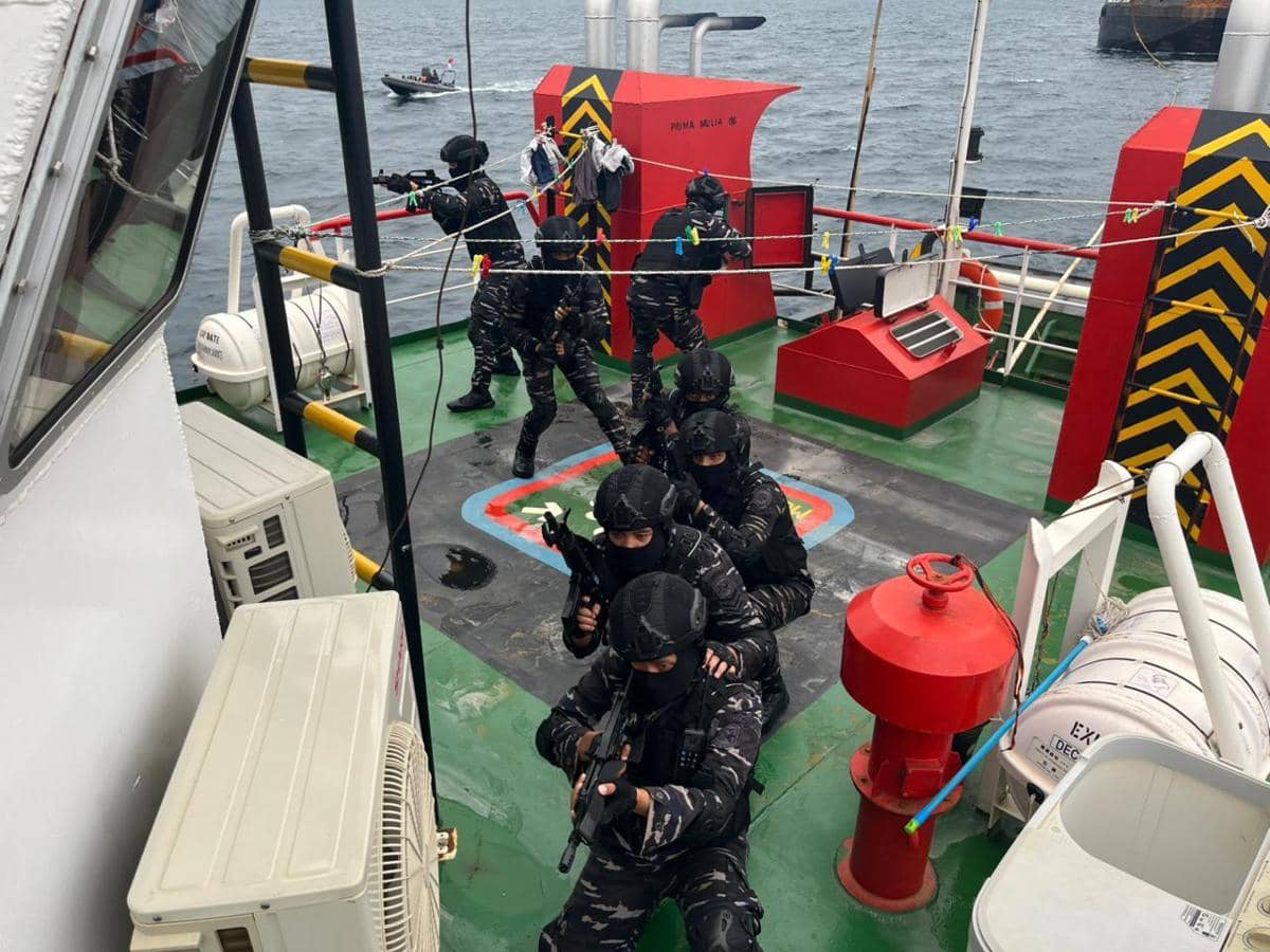 Bahlil Respons Polemik Pengawasan di Industri Pengolah Nikel IMIP