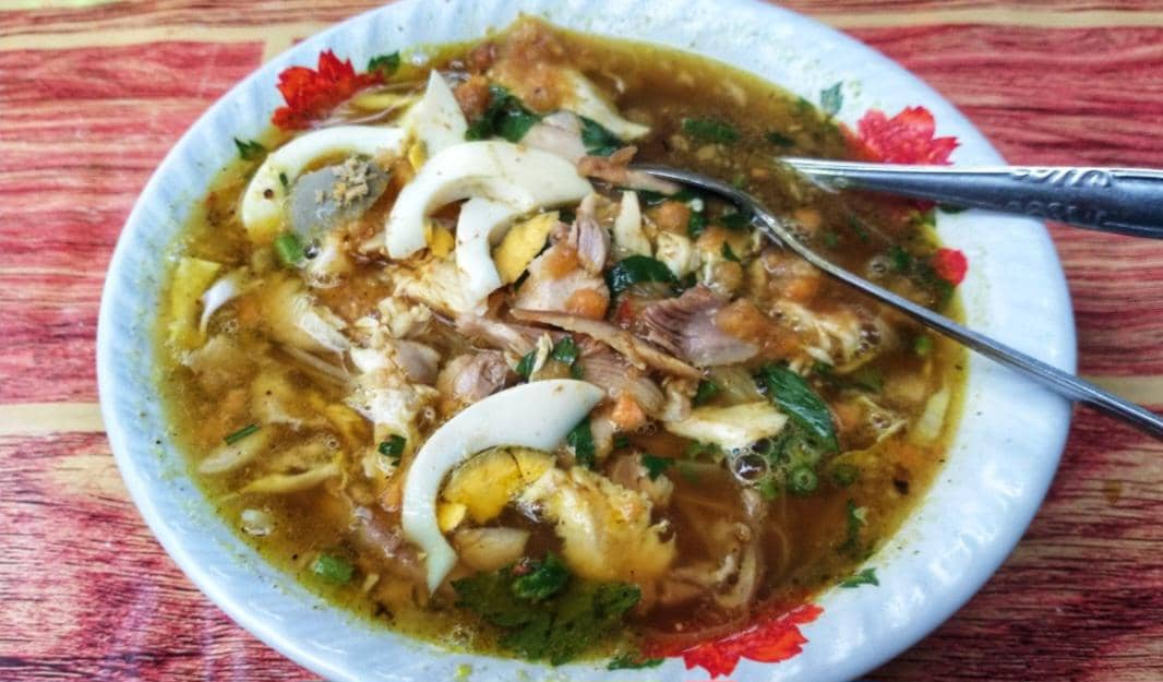 potret hidangan soto (vecteezy.com/Asfan Nurochim)